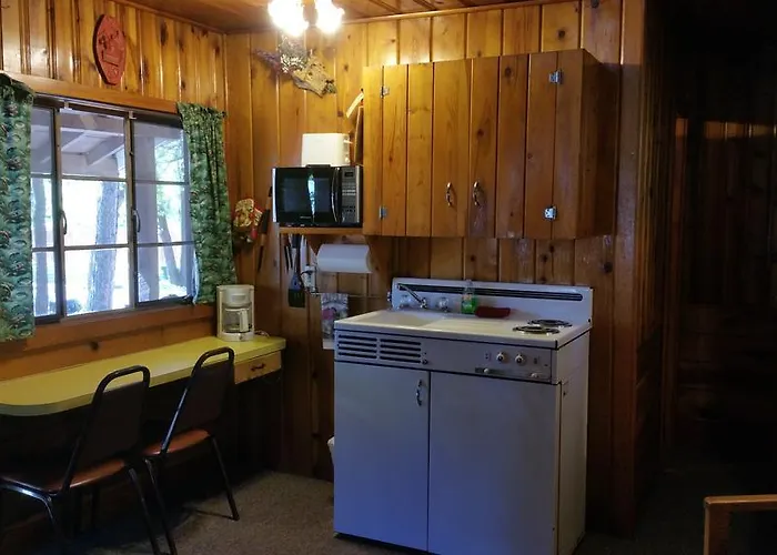 Hidden Rest Cabins * Pinetop-Lakeside